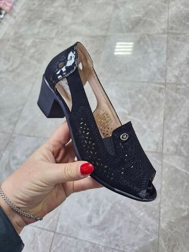 suknje od skaja: Sandals — 10