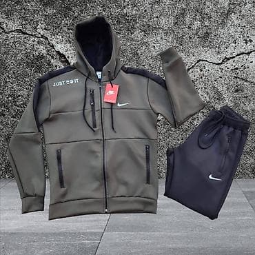 Muške komplet trenerke materijal skuba licra extra su malo doblji na lalafo.rs Muške komplet trenerke materijal skuba licra extra su malo doblji