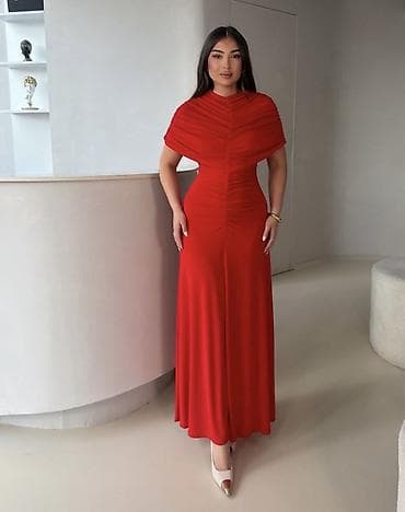 gerry weber beograd: ✅Elegantna duga večernja haljina sa efektom pelerine
✅2650 din — 1