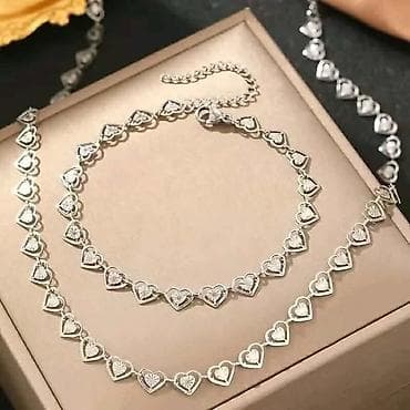 prada torbica cena: Ogrlica + narukvica
Cena:2200 din 
💋 — 2