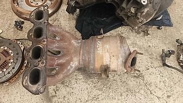 bobina opel astra h 1.6 twinport: USISNA IZDUVNA GRANA 85KW 1.8 ZA OPEL ASTRA H ZA 2008. GOD — 3