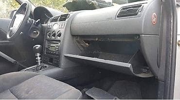 c4 2005: Enterijer ( plastike) za ford c-max, fiesta, focus . Od 2002. Do — 6