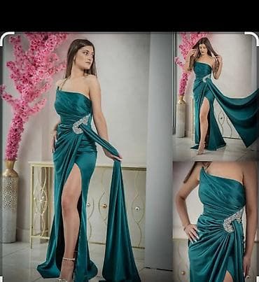 Underwear: Svečana duga haljina u smaragdno zelenoj boji, izrađena od luksuznog — 2