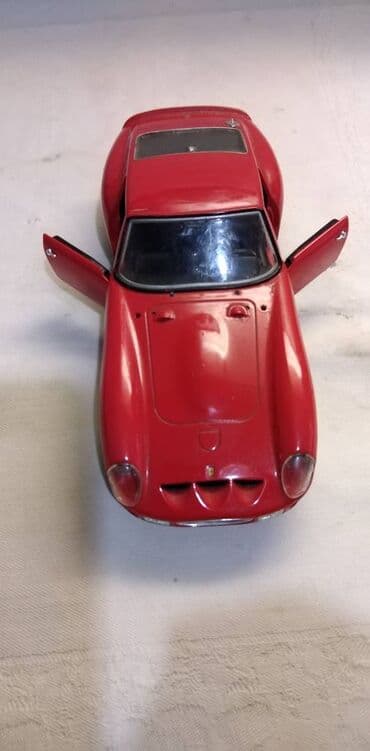 two and a half man online sa prevodom: Burago Ferrari 250 GTO China(Drukciji od Italy), 1 tocak zaleplen,a — 2