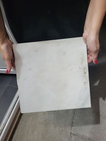 pocinkovane resetke cena: Mermerne pločice, 10 kvadrata (okvirno), Moguća dostava (Beograd) — 2