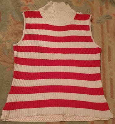 navijacke majice srbija: MILA SCHON concept crvena majica sa sljokicama - strasom. Polu rolka — 4