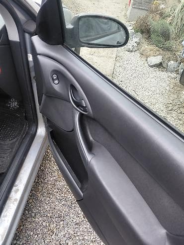 used citroen c2: Vrata za Ford Fokus mk1 — 4