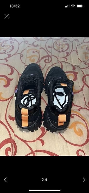 balenciaga serbia: Patike za trčanje/treking – broj 36 - Boja: crna sa detaljima u — 1
