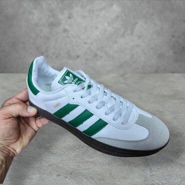 stradivarius jakna sa krznom: Trainers, size - 46 — 1