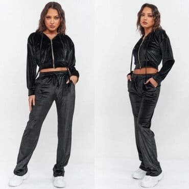 plisana jakna: Plišani komplet
2800 r d — 3