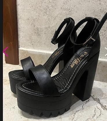 Sandale 37Nove