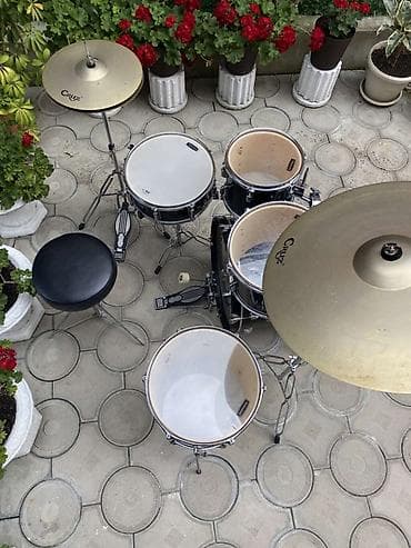 adidas pantalone: Mapex Tornado komplet bubnjeva – 5 delova sa činelama i hardverom - — 10