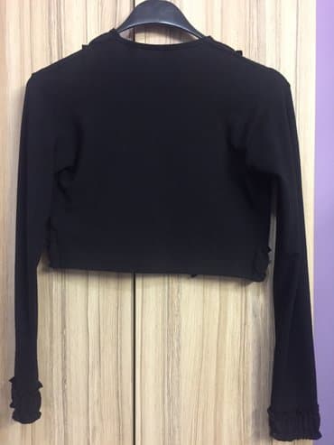 Shirts, blouses and tunics: Color - Black — 2
