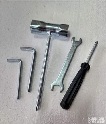 za busenje rupa na kaisu: Prodajem nov i kvalitetan benzinski bušač rupa. Snaga: 52 CC Model — 5