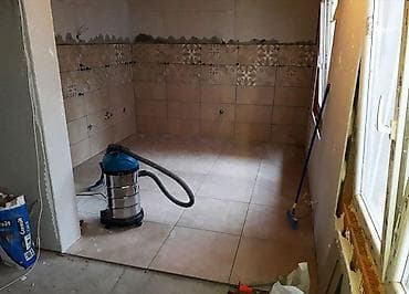 Reklamiranje, štampanje: Postavljanje svih vrsta pločica na zid i na pod. Cena usluge za — 5