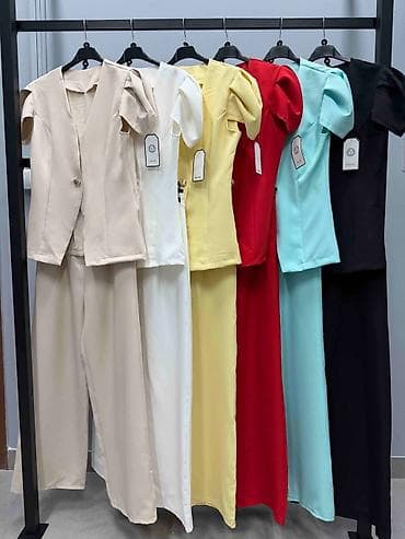 kombinezon l: 04. Komplet: 3.800 dinara A — 4