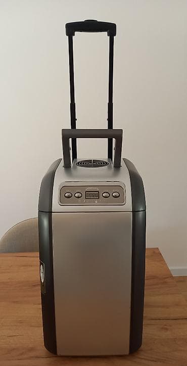 mini frizider za sminku: Mini frizider NordFrost 3 Ispravan i solidno ocuvan digitalni mini — 8