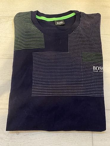 Muška majica kratkih rukava BOSS Veličina L deluje kao uži model