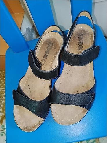 ugg crne sandale: Ženske sandale na punu petu, broj 36. - Boja: crna - Gornjište — 3