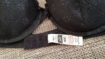 kopačke sa čarapicom: Crni čipkani brushalter – Dunnes, veličina 90C (34C). Mekane korpe sa — 2