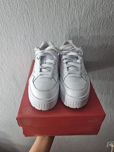 sinsay bele patike: Puma Carmen II zenske patike br.39 — 2