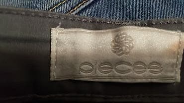 sive haljine: Ženske pantalone Pieces – tamno siva/ugljen boja - Brend: Pieces — 3