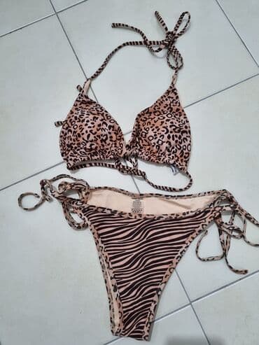 jednodelni push up kupaci: M (EU 38) — 2
