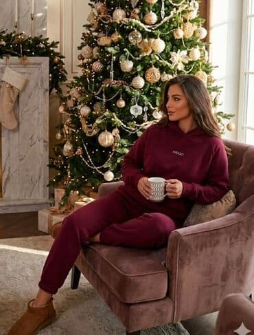 Suknje: Cena 1999din Velicine: S M L XL 2XL 3XL Materijal: trikotaza — 2