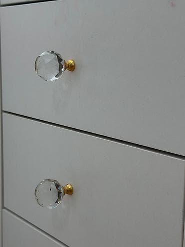 komode crne: Na prodaju sto za šminkanje sa ogledalom - nov! Prodajem prelep sto — 3