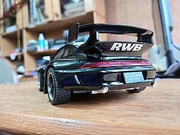 interaktivna tabla za decu: Nov metalni model automobila Porše 993 urađen u razmeri 1: 22 — 8