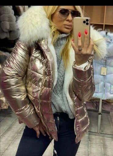 Koledžice: Prelepa jakna
Iznutra postavljena krznom
Novo. Vel S
Novo
Sniženje — 1