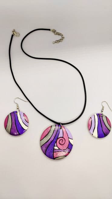Ogrlica sa priveskom, Handmade, Materijal: Epoksi smola — 25