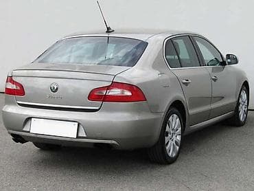 seat limuzina: ŠKODA SUPERB II - KOMPLETAN AUTO U DELOVIMA | Kompletan auto u — 1