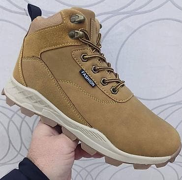 Women's Footwear: Boots, size - 41 — 1