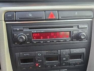 aparat za auto klime: CD RADIO ZA AUDI A4 — 1