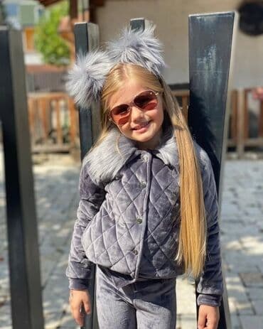 decije odelo: Toplo postavljene plišane trenerkice za devojčice u kompletu sa rajfom — 4