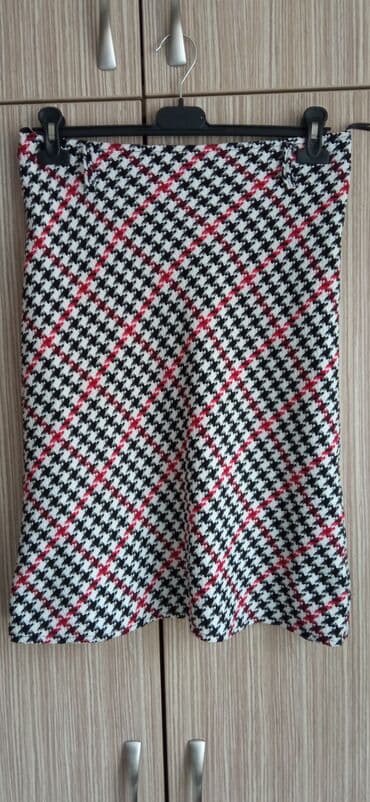 Skirts: Preslatka, pepito dezen, postavljena suknja, duž.59cm, struk 39 cm — 1