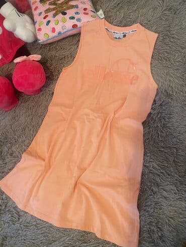 Women's Clothing: Ellesse nova original haljina predobra i udobna 1000 din plus poklon — 1
