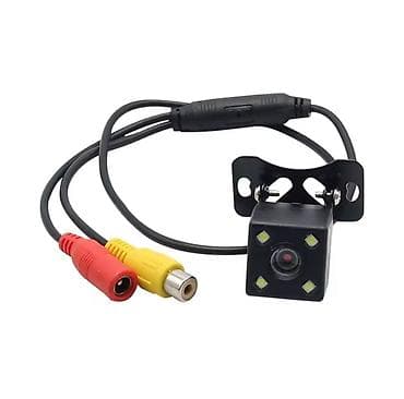 Rikverc kamere Nove.Sve komplet sa kablovima. Sa 4 okca 1200din Sa 8