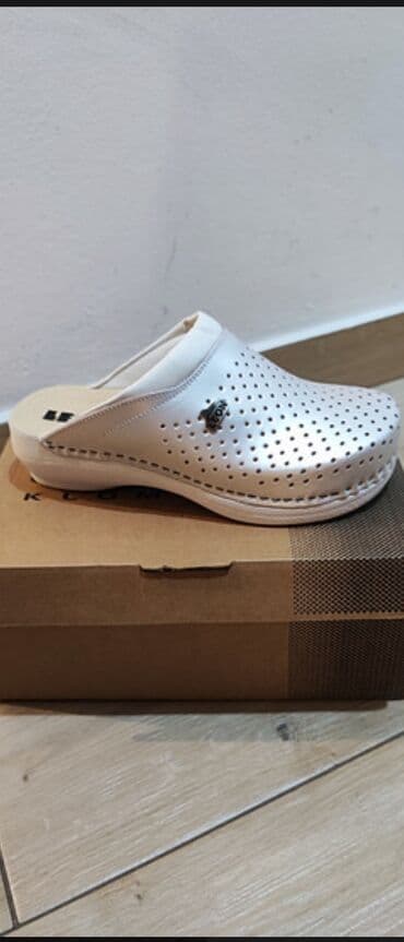 pantalone od vestacke koze: Klompe, Leon, 37 — 2