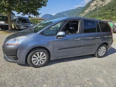 c4 picasso 2010: DELOVI ZA CITROEN C4 GRAND PICASSO 1.6HDI 2009. GOD — 2