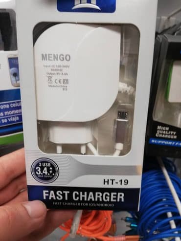 Dodaci za mobilne telefone: MENGO fast charger ( 1 micro USB + 3 USB izlaza ) Najkvalitetniju — 1