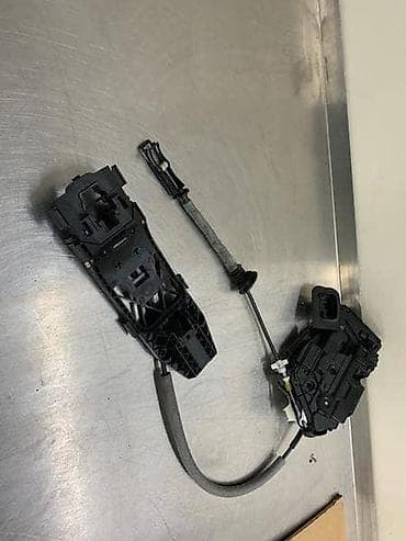 yasik 88 v: BRAVA VRATA ZA VOLKSWAGEN POLO - 5N0839885H | Brava vrata zadnja — 1