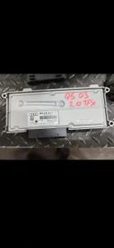 moj auto: AUDI Q5 DELOVO POJACALO 8R0035223H | Audi delovi ZEMUN   06******** — 1