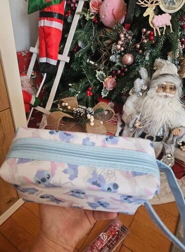 pernice za školu top model: Stitch pernica
1600din
Uz pernicu ide jedan sjaj i dve gumice — 8