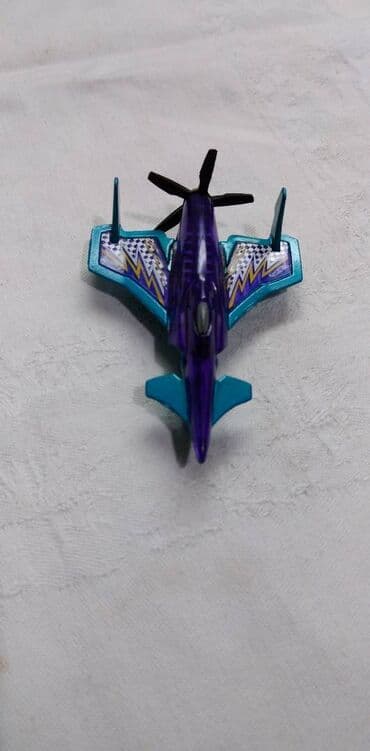 test iz istorije za 5 razred sa resenjima: Hot Wheels avion Poison Arrow,7,5 cm. Thailand ocuvan — 2