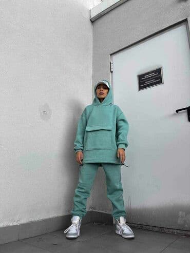 tech fleece s: Full termo modeli 
S M L
4300din
2 za 7500 — 3