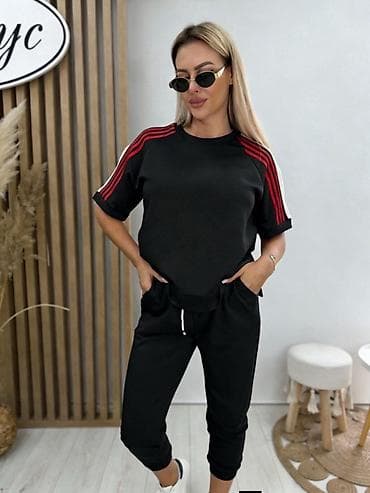 nike air max cena: Trenerka za žene – kratki rukav + donji deo sa džepovima - Tkanina — 3