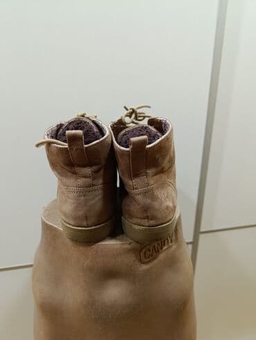 h: Ankle boots, H&M, 40 — 4