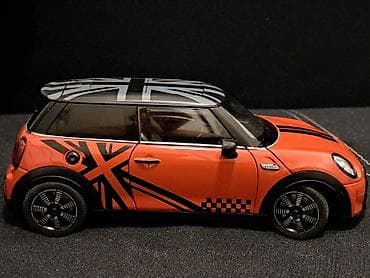 porsche: Mini COOPER S "Red Pepper" 1:18 - NOVO NOVO! Model MINI COOPER S. U — 10